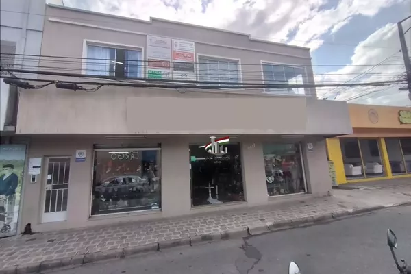 ÓTIMO TERRENO NO NOVO MUNDO PARA INVESTIMENTO À VENDA 1050m² COM 7 SALAS E 2 LOJAS - Foto 2