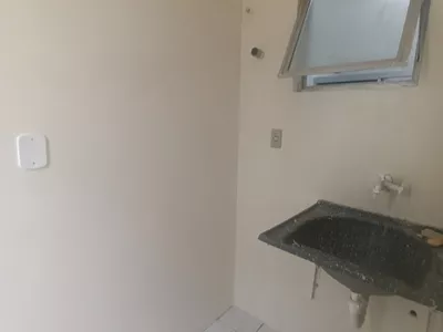 Ponto comercial + 2 apartamentos na parte superior, na Av. Santa Helena, esquina com a Nilo Peçanha - Foto 16