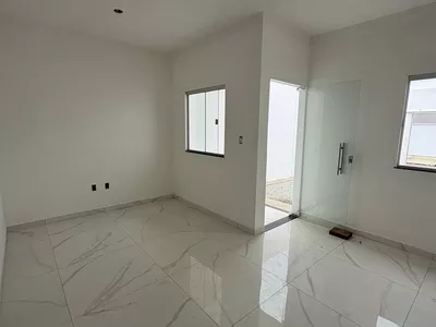 Casa de 2 quartos sendo 1 suíte com garagem para dois carros e quintal - Foto 15
