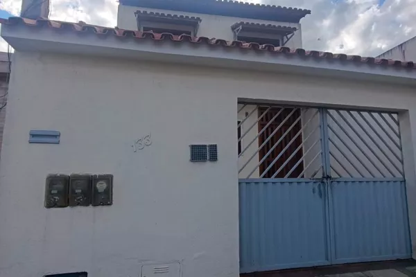 Apartamento de 2 quartos semi mobiliado para alugar, com internet e iptu inclusos, no Alto Maron Vit - Foto 3
