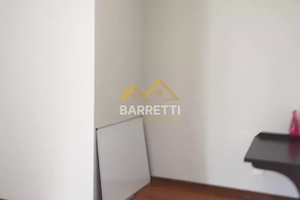 Casa comercial à venda no centro com 3 salas e 3 banheiros - Foto 6