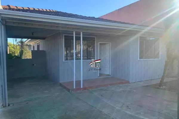Casa para aluguel com 3 quartos no Portão, Curitiba - Foto 1