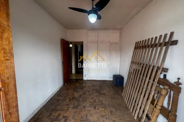 Sobrado à venda com 211,91m² de construção, 4 quartos (sendo 1 suíte) e 3 vagas de garagem, no bairro Vila Monteiro - Foto 5