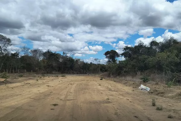 VENDO OU TROCO - ÁREA 1.170mts - Lot. Alto da Universidade (Prox UESB) - Foto 2