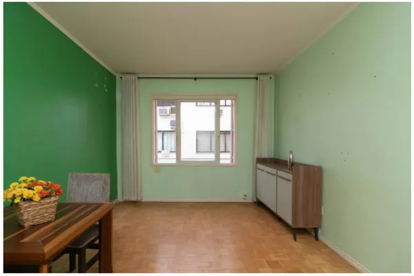 Vendo amplo Apto 2dorm com 2banheiros e semi mobiliado  - Foto 2