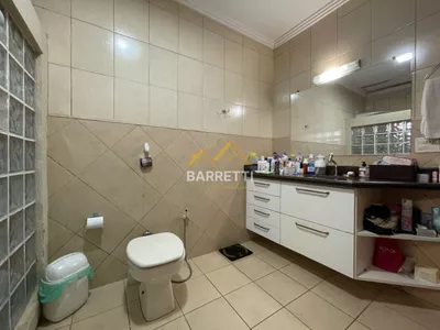 Chácara à venda no bairro Santa Rita, com 727 m² de construção, 6 quartos (sendo 4 suítes), piscina e 8 vagas de garagem - Foto 30