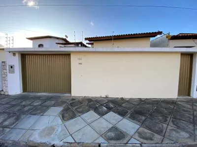 Ótima Casa à venda, 4 quartos sendo 2 suítes, 3 vagas de garagem, Recreio, Vitória da Conquista, - Foto 7