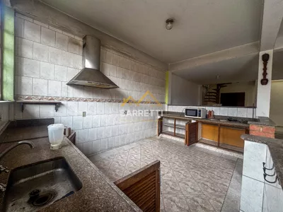 Sobrado à venda com 211,91m² de construção, 4 quartos (sendo 1 suíte) e 3 vagas de garagem, no bairro Vila Monteiro - Foto 14