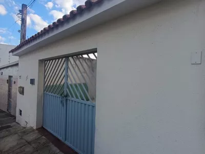 Apartamento de 2 quartos semi mobiliado para alugar, com internet e iptu inclusos, no Alto Maron Vit - Foto 2