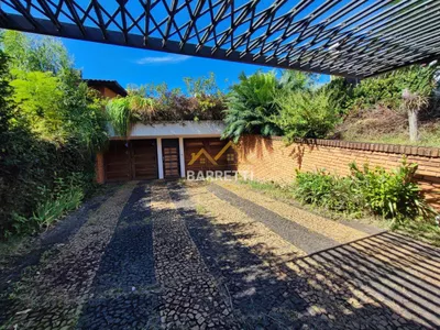 Casa à venda com 1.212 m², contendo quatro quartos, três salas, quatro banheiros e quatro vagas de garagem - Foto 55