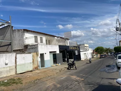 Ótimo Apartamento de 115,85M2 para ponto comercial, de frente para rua Nilo Peçanha e perto da Av - Foto 2