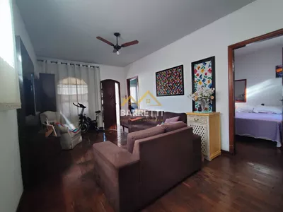 Casa à venda com 159 m², 3 quartos e 2 banheiros no Centro de Piracicaba - Foto 2