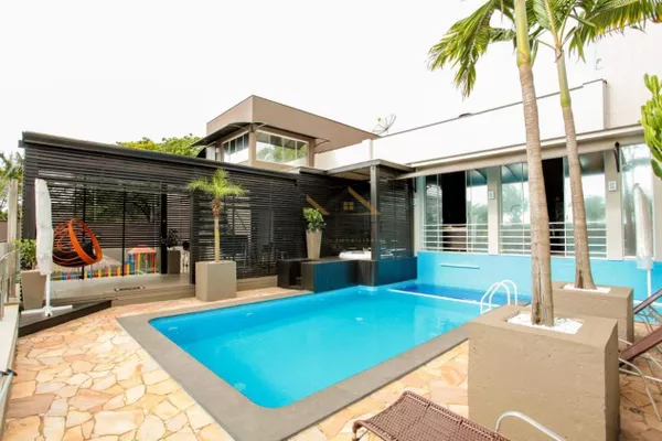 Casa de alto padrão com 6 quartos, sendo todos suítes, 10 banheiros e piscina, no Condomínio Colinas do Piracicaba - Foto 5