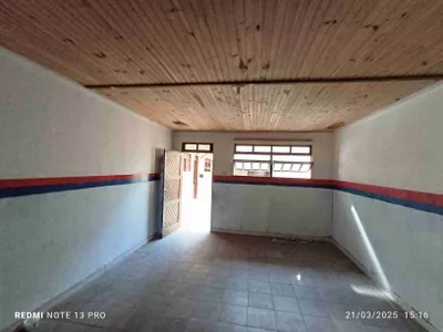 Conjunto comercial para locação com 6 salas, 3 banheiros, pátio grande no Alto Maron, Vitória da - Foto 7