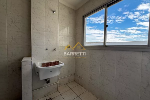 Apartamento à venda no bairro Jardim Caxambu, com 72m², três quartos, sendo uma suíte, e uma vaga de garagem - Foto 4