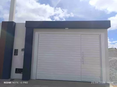 Linda casa nova de 3 quartos sendo 1 suíte, garagem para 2 carros, acabamento de primeira à Venda - Foto 2