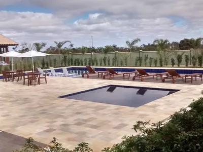Casa com 4 suítes, piscina com hidromassagem e garagem para 4 carros à venda, no Alphaville, Vit? - Foto 19