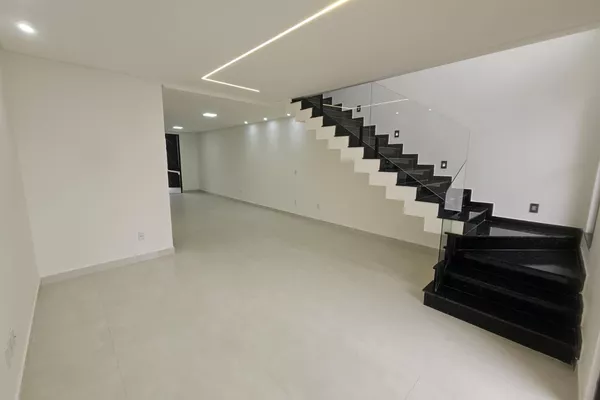 a VENDA um Sobrado de 3 suítes c/ Piscina e área gourmet no B. Boa Vista, Vit. da Conquista - BA - Foto 5