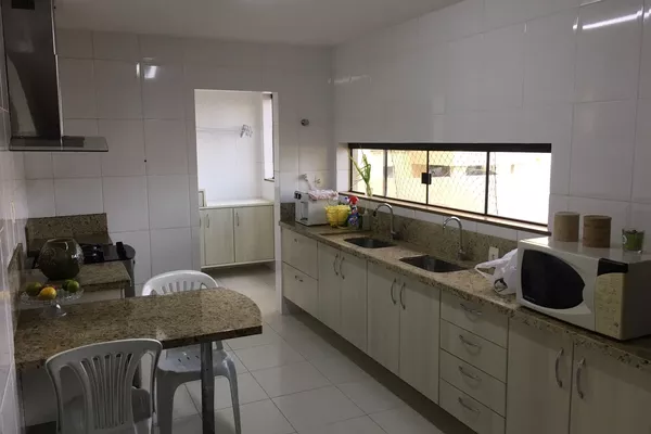 Vendo amplo apartamento de 3 quartos com 2 suítes, 3 vagas de garagem, 136M², área de lazer compl - Foto 6