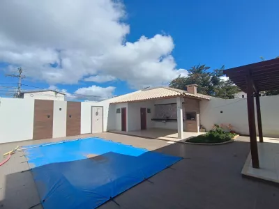 Casa duplex de 3 quartos sendo 2 suítes, piscina, espaço gourmet com churrasqueira depósito e ban - Foto 60