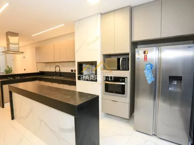 Casa no Condomínio Reserva das Paineiras, com 200 m², três quartos, três banheiros, mobiliada e com quatro vagas de garagem - Foto 11