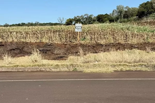 Terreno Comercial para venda,  em Frente ao Pato Branco Shopping no Bairro  Vila Isabel, - Foto 2