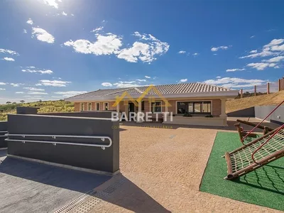 Casa em Condomínio Fechado com 240 m² em Villa Piemonte - Foto 34