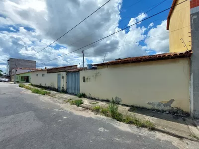 Casa de esquina com terreno de 110 m² à venda, Bairro Bela Vista perto da Av. Juracy Magalhaes, Vi - Foto 2
