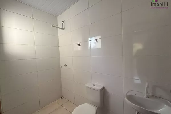 Casa Dois Quartos Bairro Aeroporto - Foto 6