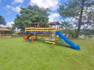 Terreno à venda no condomínio Portal do Horto, com 222,90m² e declive ao fundo. - Foto 14
