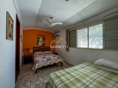 Casa disponível para venda e locação no Colinas do Piracicaba, com 298 m² de área construída. Possui 3 quartos, sendo 1 suíte, piscina, chalé e 6 vagas de garagem - Foto 18