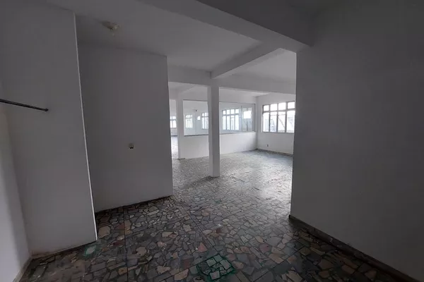 andar comercial 1º andar na Av. Siqueira Campos com 232 m² para venda, Centro, Vitória da Conquis - Foto 4