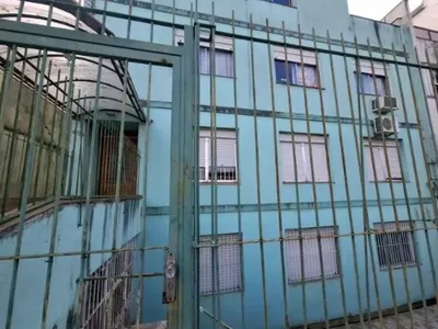 Vendo amplo Apto 2dorm térreo precisa de reforma  - Foto 12