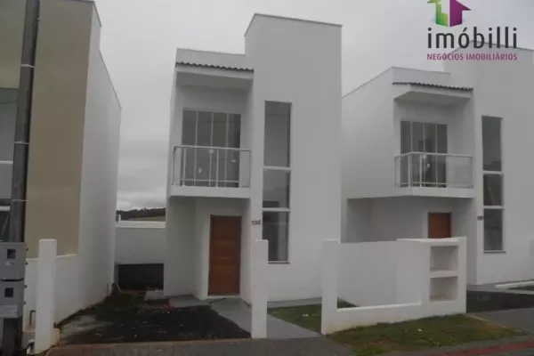 Sobrado com 02 Quartos no bairro Fraron para venda - Foto 1