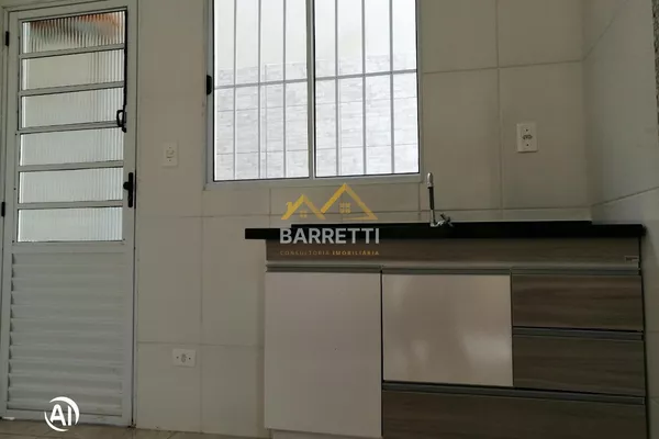 Casa à venda de 126 m², com dois quartos, um banheiro e duas vagas de garagem no bairro Sol Nascente II - Foto 4