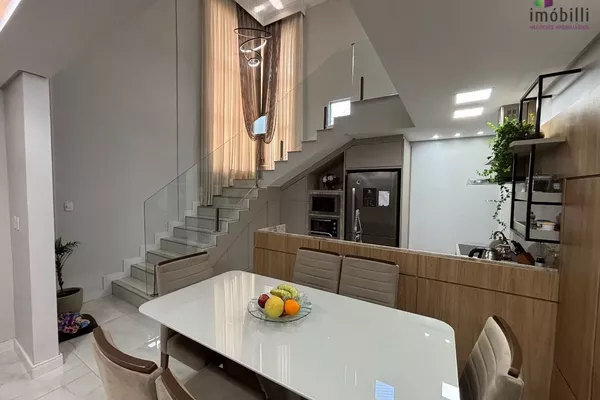 Casa  com Piscina  no Bairro Aeroporto - Foto 6