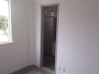 Apartamento duplex reformado com 2 suítes + dependência + terraço à venda, Jardim Armação, Sal - Foto 7