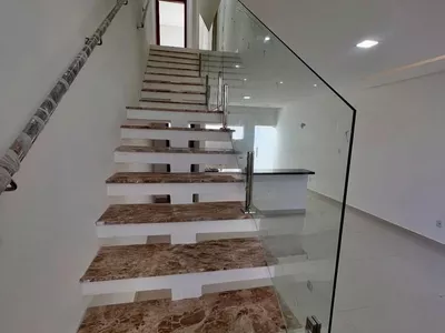 Casa duplex de 3 quartos sendo 1 suíte com varanda pertinho do shopping à venda, Felícia, Vitóri - Foto 7