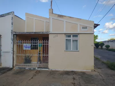 Casa de esquina com terreno de 110 m² à venda, Bairro Bela Vista perto da Av. Juracy Magalhaes, Vi - Foto 7