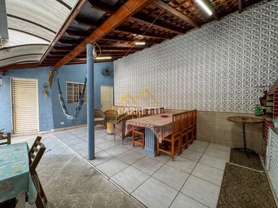 Casa à venda com 200m², 3 quartos, 3 vagas de garagem e piscina no bairro Santa Terezinha - Foto 20