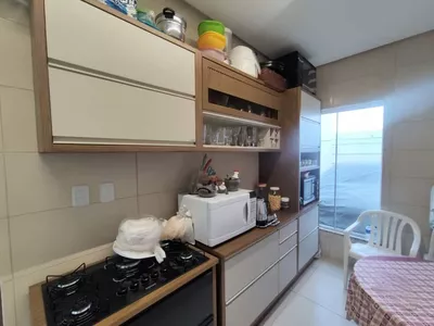 Casa acima do Candeias contendo 3 quartos sendo 1 suíte próximo de tudo, bairro com infraestrut - Foto 10