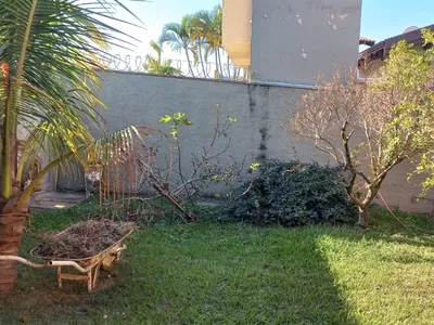 Casa à venda na Vila Fátima, com 422 m², 5 quartos (sendo 2 suítes) e 4 vagas de garagem - Foto 3