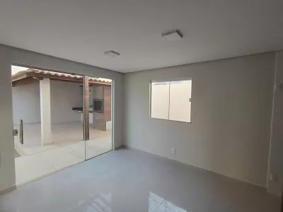 Casa duplex solta de 3 quartos sendo 2 suítes + piscina + espaço gourmet com churrasqueira à ven - Foto 18