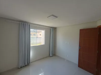 Casa duplex de 3 quartos sendo 2 suítes, piscina, espaço gourmet com churrasqueira depósito e ban - Foto 22