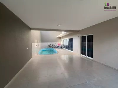 Casa  com Piscina  no Bairro Aeroporto - Foto 27