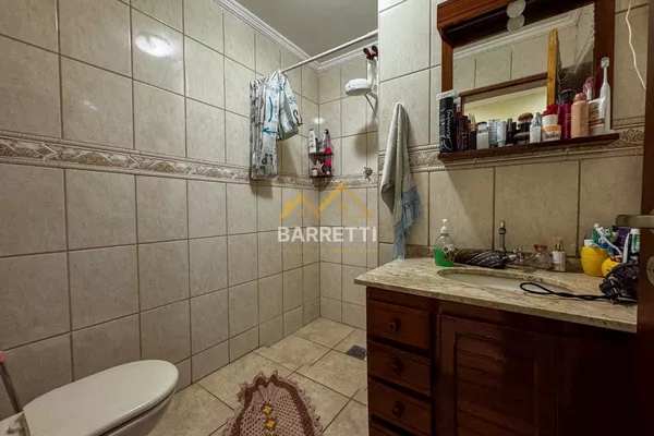 Casa à venda com 200m², 3 quartos, 3 vagas de garagem e piscina no bairro Santa Terezinha - Foto 3