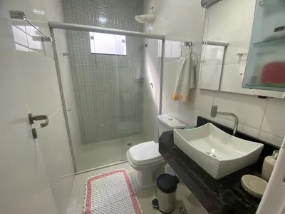 Apartamento térreo à venda, com 4 quartos sendo 2 suítes, com excelente acabamento, garagem para - Foto 12