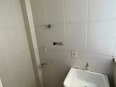 Apartamento de 2 Quartos com Suíte, Elevador e Vaga no Bairro João Pinheiro - Foto 12