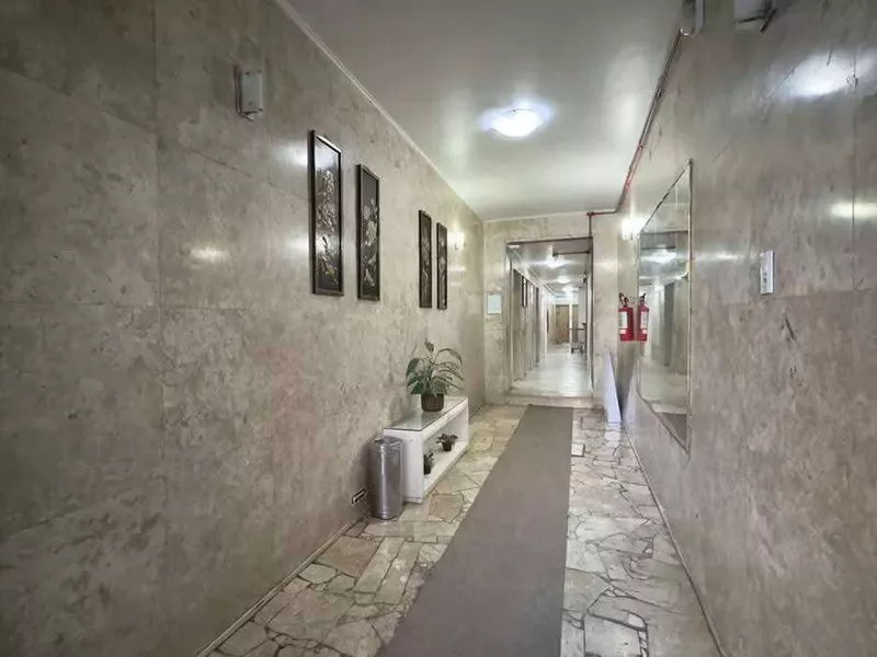 Vendo amplo apto 2 dormitórios 4 andar fundo.  - Foto Principal