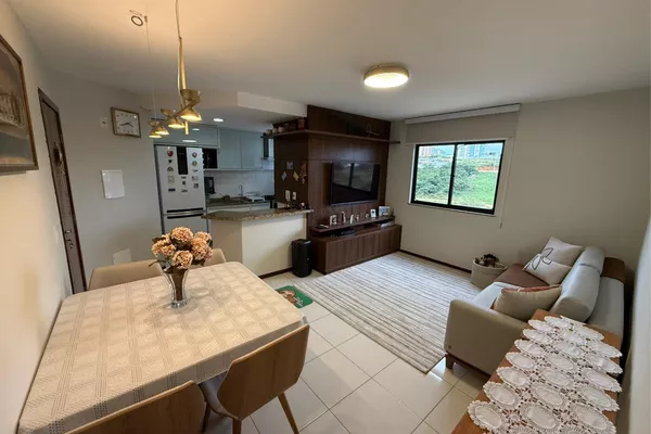 Apartamento com panejados de 2 dormitórios no último andar em B. Candeias em Vitória da Conquista - Foto 2